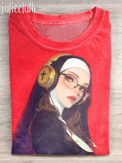 Unisex Listening To Songs Nun Art Illustration Printed Casual Cotton Short Sleeve T-shirt