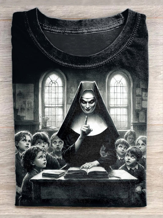Retro Fashion Nun Illustration Art Print Casual T-shirt