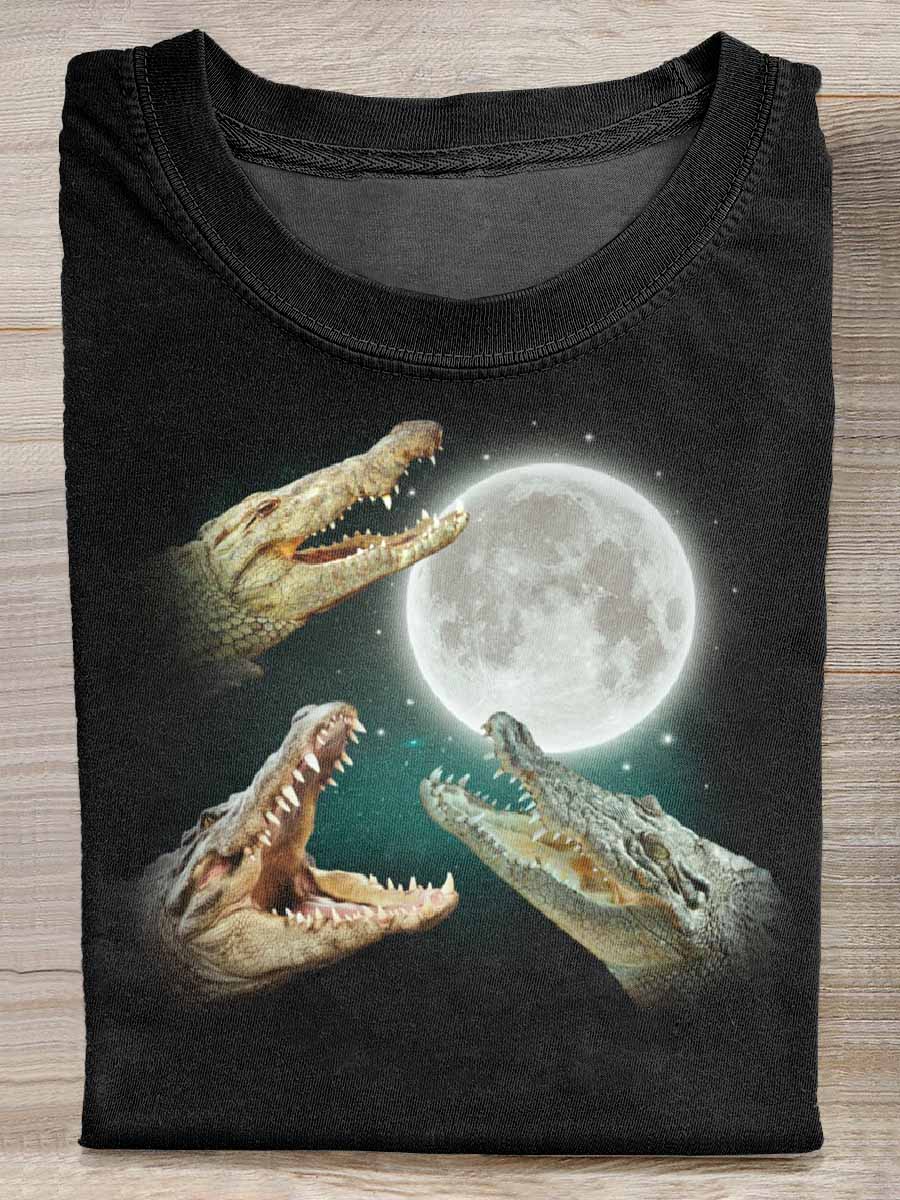 Vintage 90s Crocodile Moon Print T-Shirt