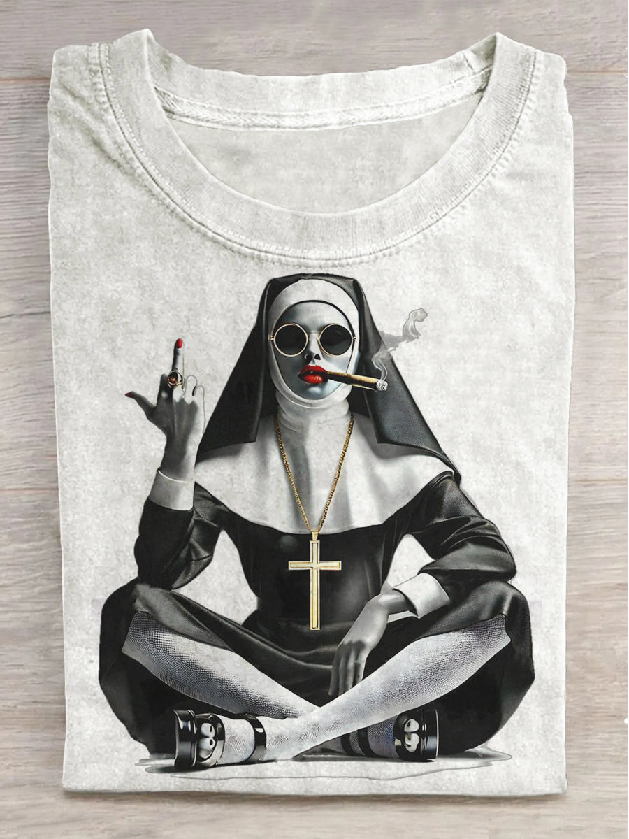 Smoking Middle Finger Nun Printed Round Neck Short Sleeve T-Shirt