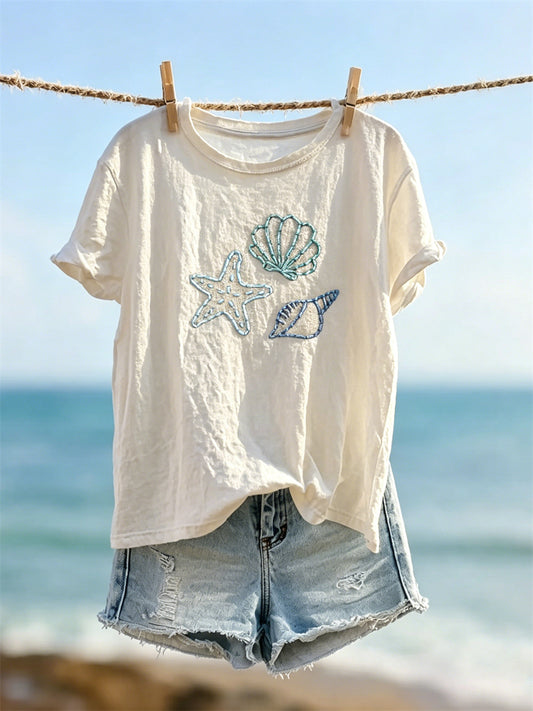 Women's Starfish & Sea Shells Clean Art Print short-sleeved T-shirt