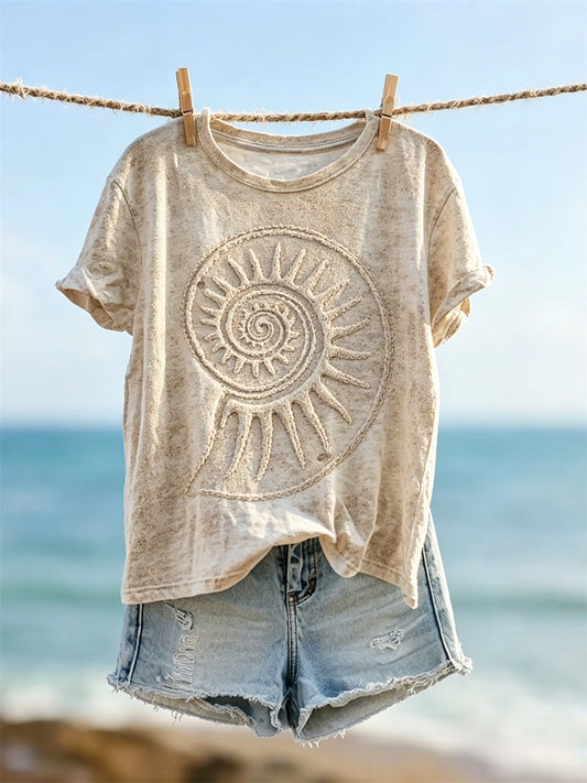 Women's Conch Beach Sands Art Print short-sleeved T-shirt