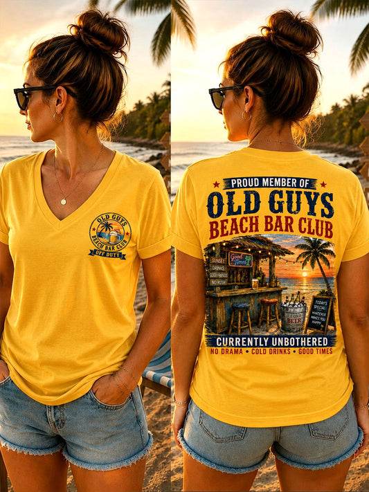 T-Shirts mit V-Ausschnitt für Frauen "stolzes Mitglied des Old Guys Beach Bar Club"