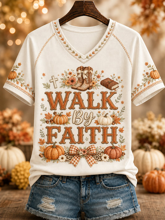 Bedrucktes T-Shirt mit V-Ausschnitt für Damen „ WALK By FAITH“