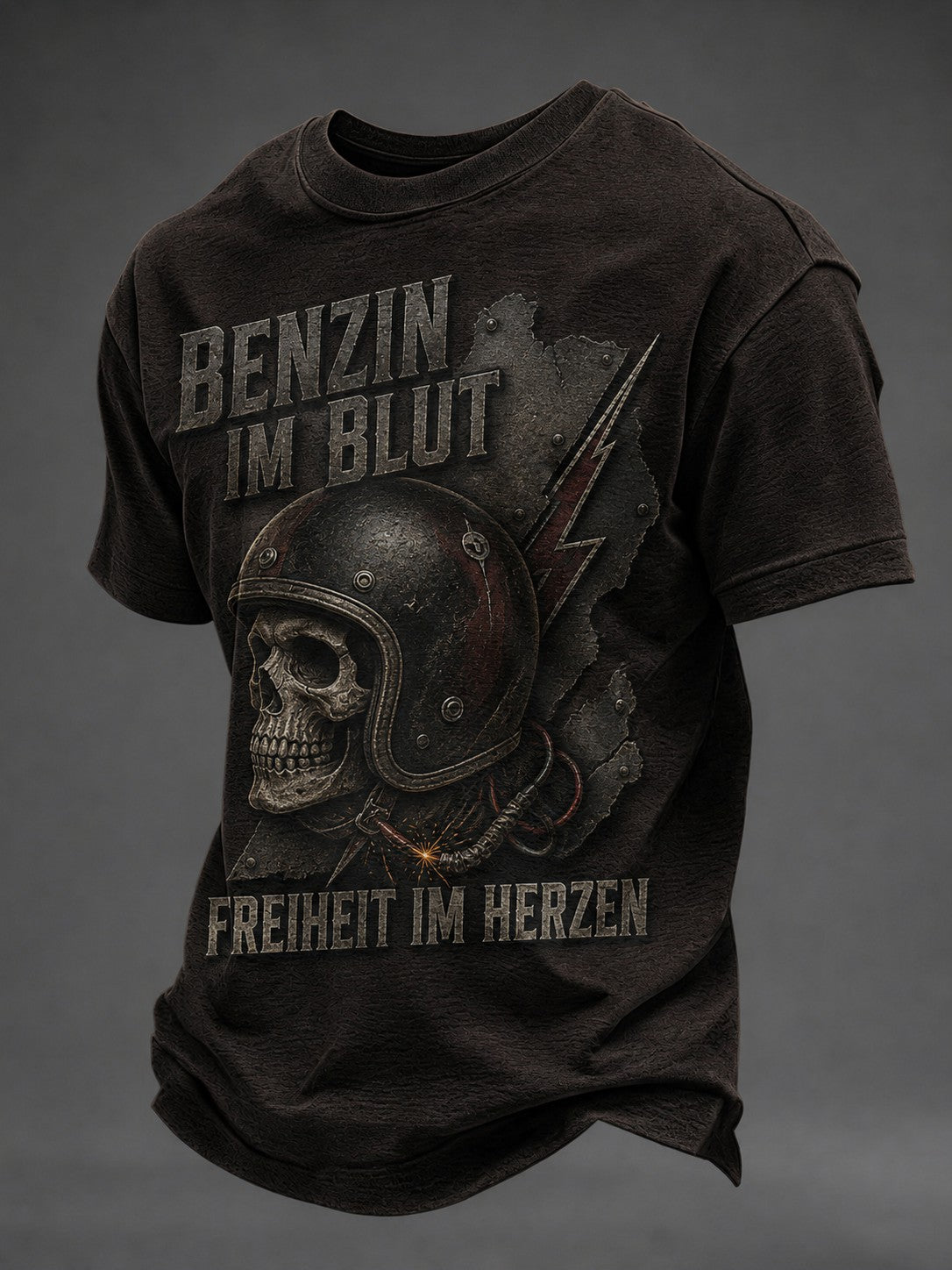 Herren-T-Shirt mit Aufdruck „BENZIN IM BLUT FREIHEIT IM HERZEN“