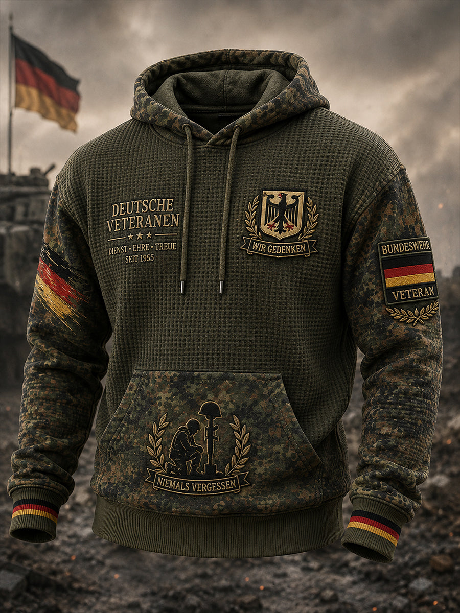 Herren-Kapuzenpullover aus Waffelstrick mit Camouflage-Print und langen Ärmeln – Veteranengedenken