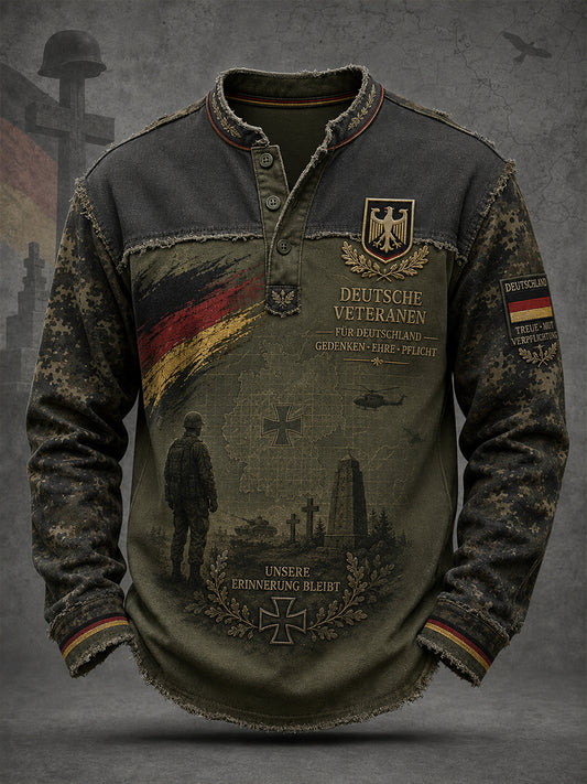 Herren-Longsleeve mit Camouflage-Print zum Gedenken an Veteranen