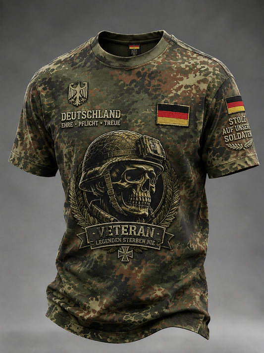 Herren-T-Shirt mit kurzen Ärmeln, Vintage-Camouflage- und militärstilistischen Prints