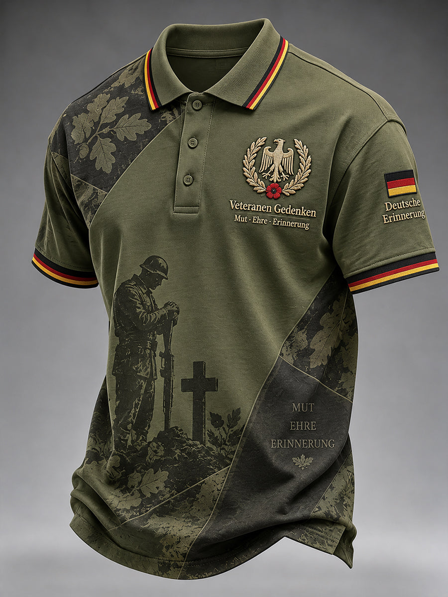 Herren-Poloshirt mit kurzen Ärmeln und nostalgischem Motiv zur Ehrung ehemaliger Soldaten