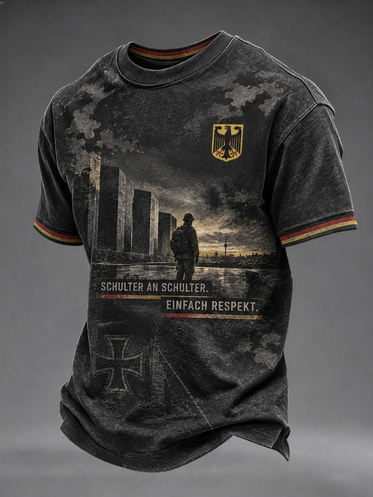 Herren-T-Shirt mit Deutschland-Volkstrauertag-Print