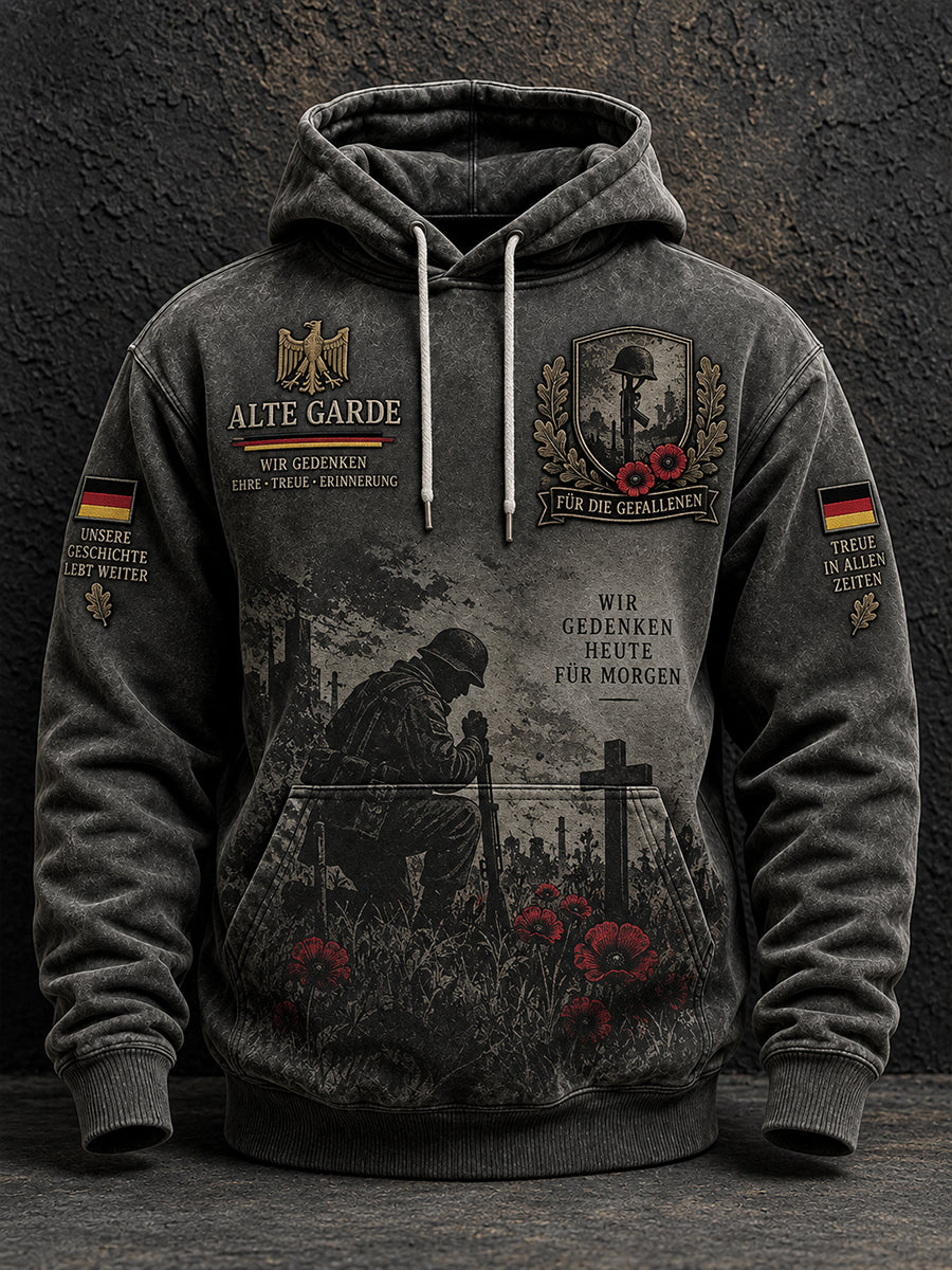 Herren-Kapuzenpullover im Vintage-Stil mit einem Veteranen-Motiv zum Volkstrauertag