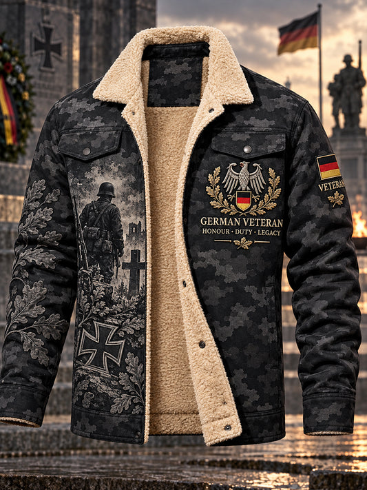 Herrenjacke mit Fleece-Innenfutter und Grafikdruck zum Veteranengedenken