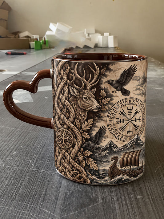 Keramiktasse mit Wikinger-Muster